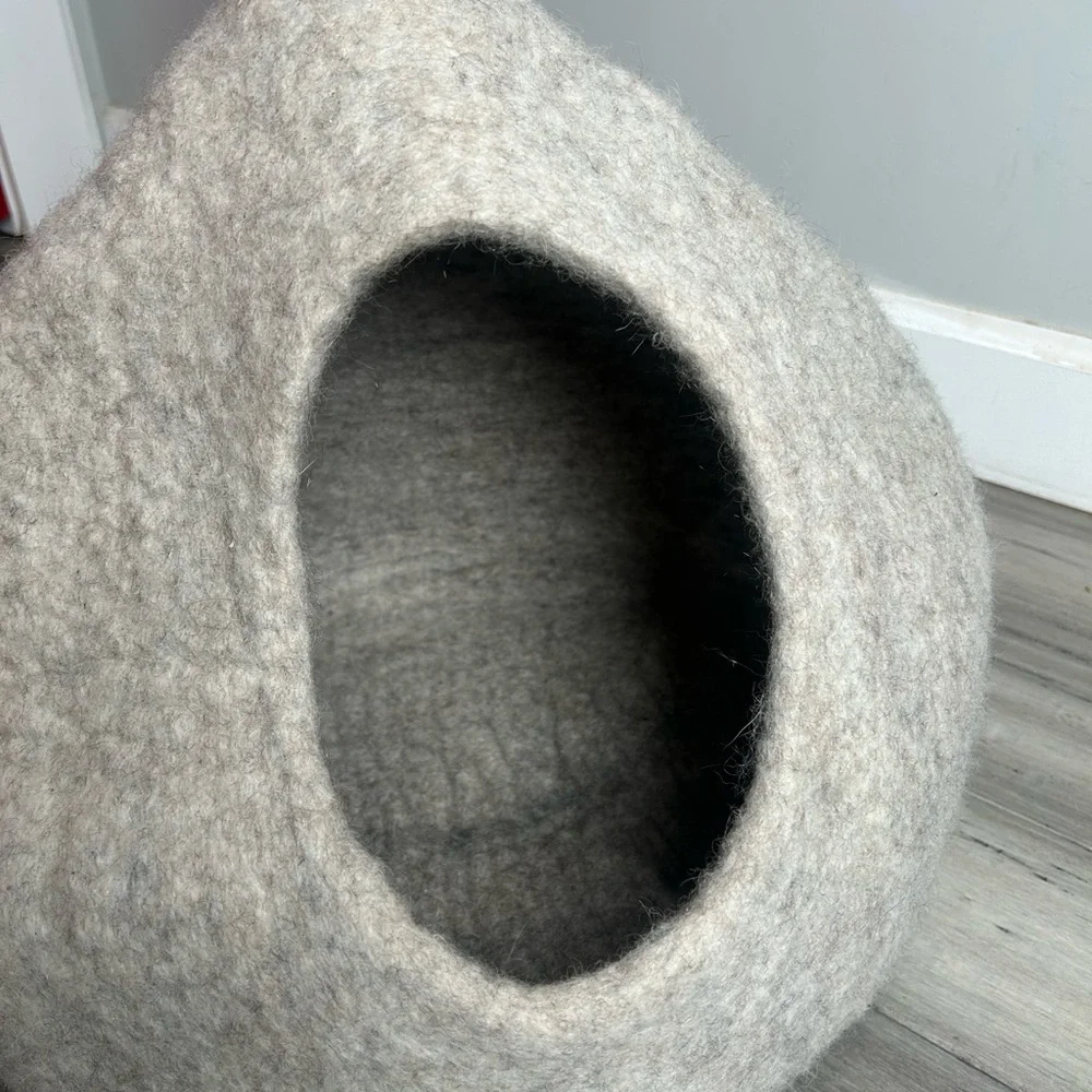 Cozy Gray Felted Cat Cave - Picture 2 of 6